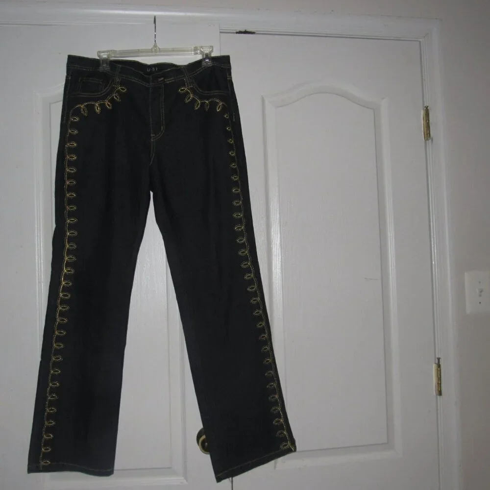 U-51 Embroidered Dark Wash Jeans Size 14